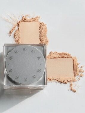 BECCA Soft Light Blurring Powder in Golden Hour